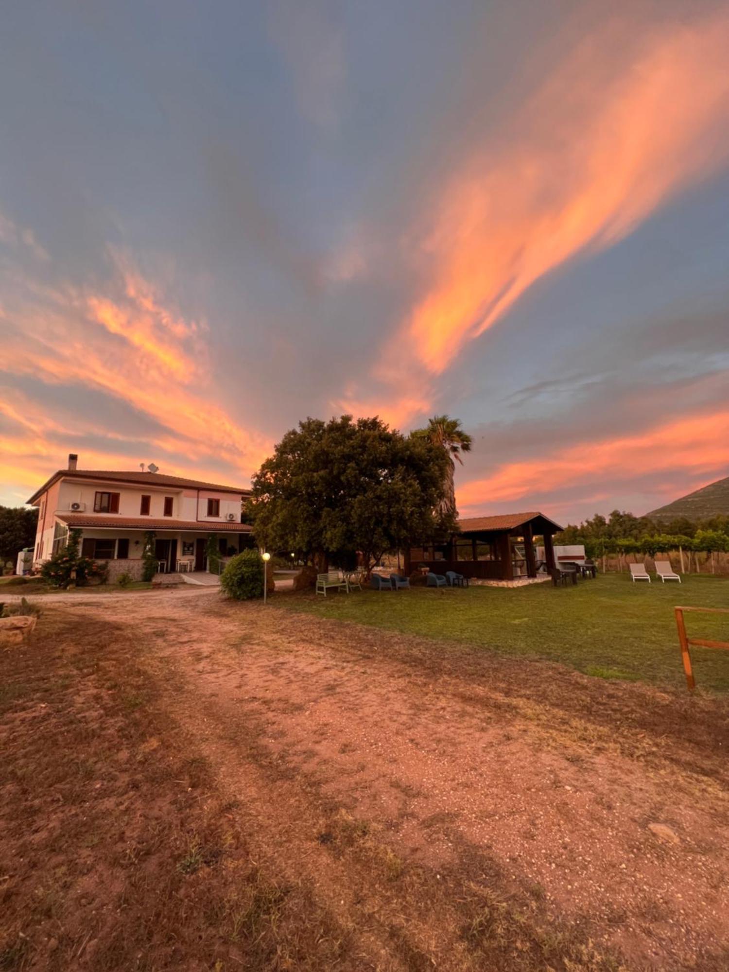 Agriturismo Graziano E Barbara Порто-Конте Экстерьер фото